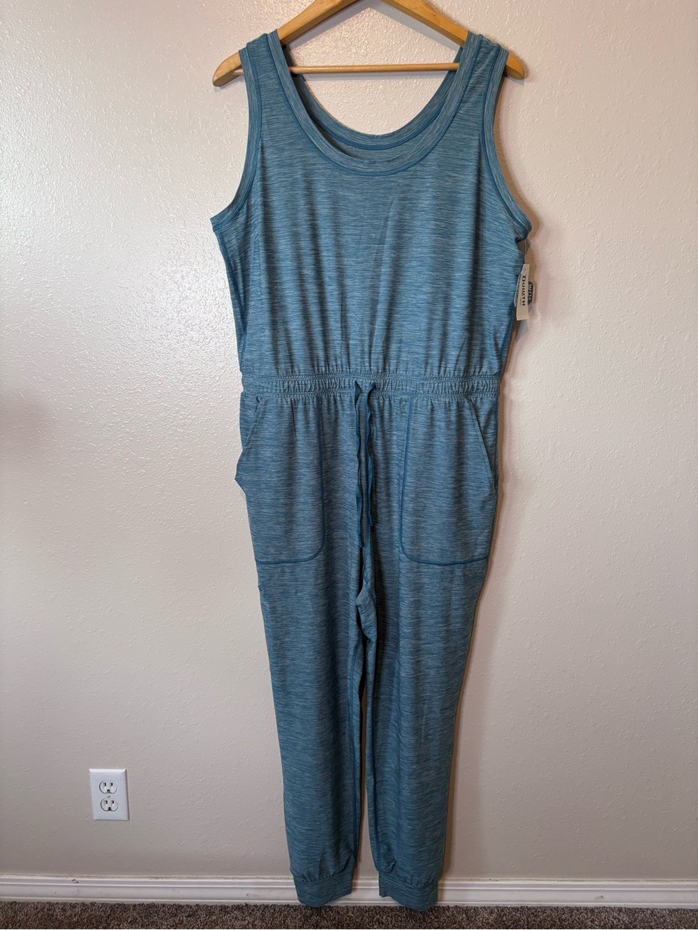 NWT Armachillo jogger jumpsuit
